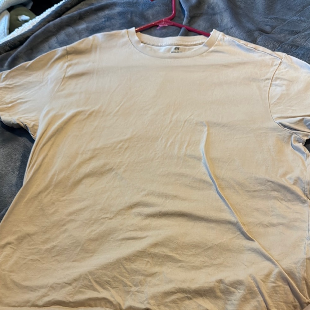 H&M Cream Short Sleeve Tee